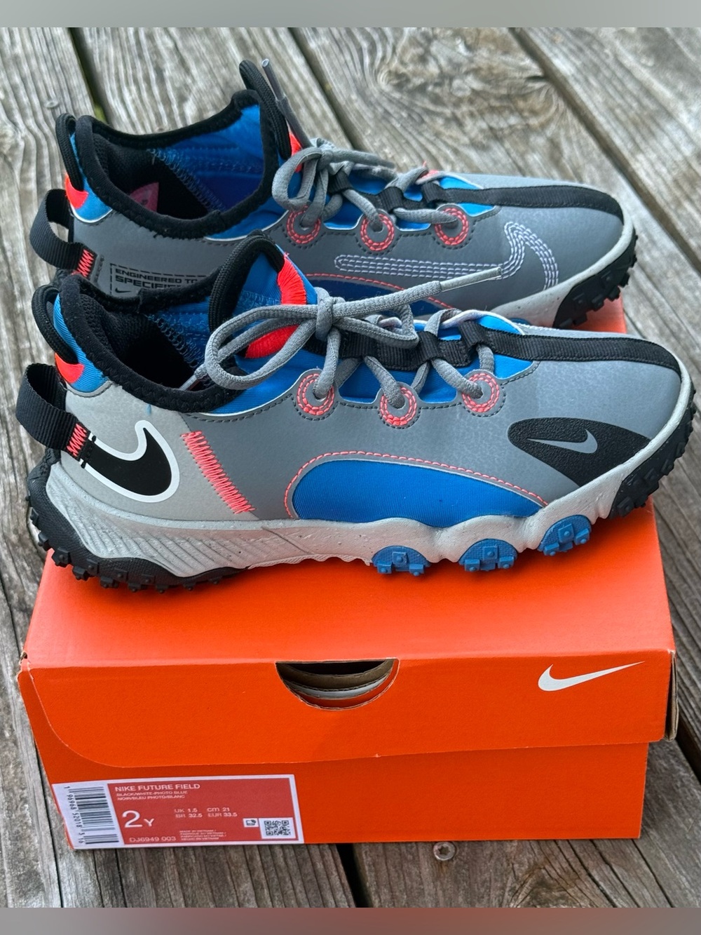 Nike Kids’ Future Field Turf Cleats- Size 2